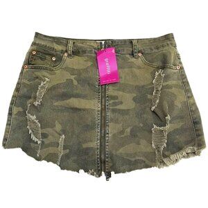 ❤️ 🆕 GRAFFITI camo Shorts Size L with broken zipper